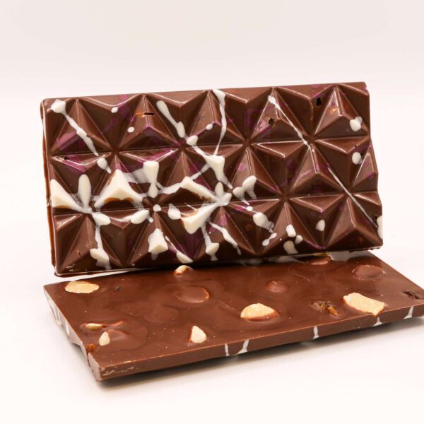 Hunters Milk Chocolate Fruit & Nut Bar